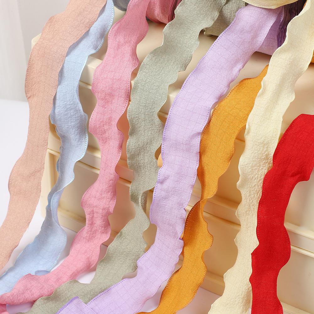 2.5cm Pleated Christmas Ribbon for Floral Arrangements & DIY Bouquets
