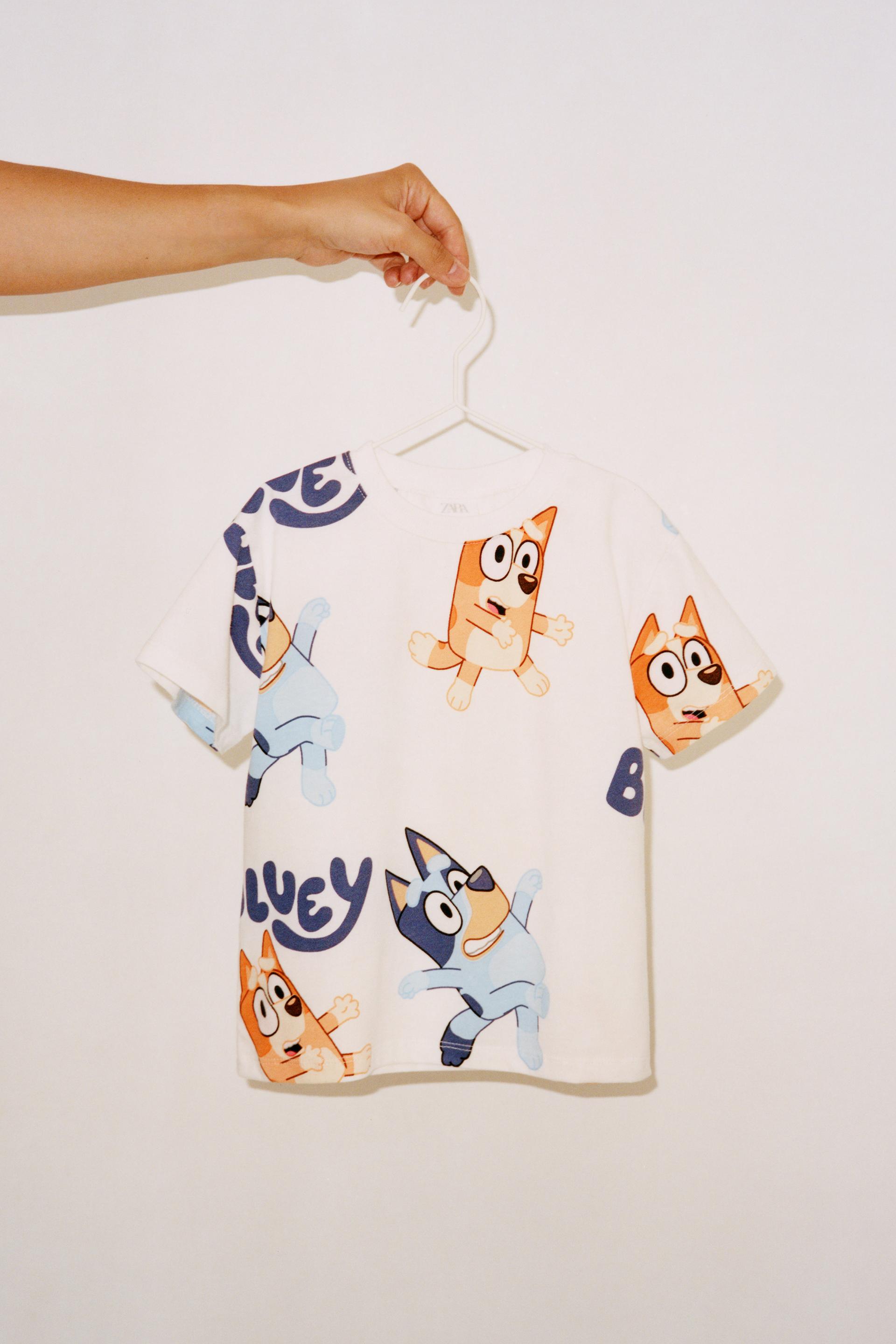 

СИНИЙ (р) ФУТБОЛКА