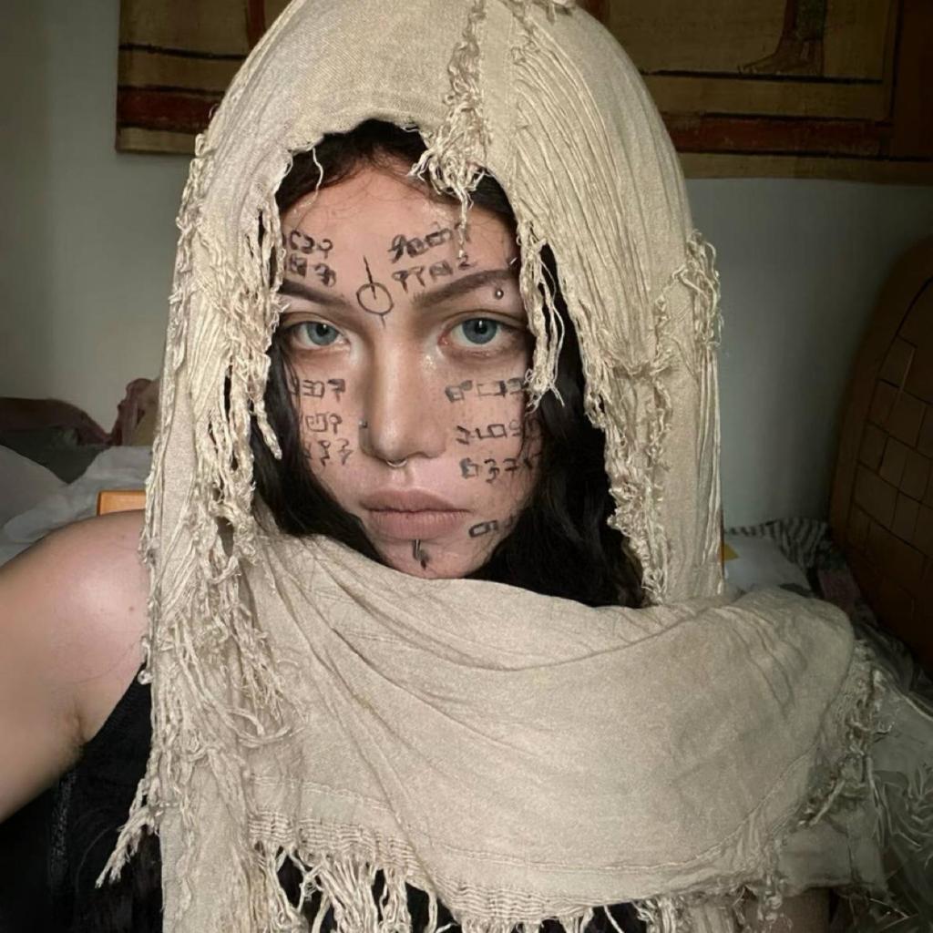 Dune-Style Wasteland Scarf Cape: Battle-Damaged Beggar Hood Accessory