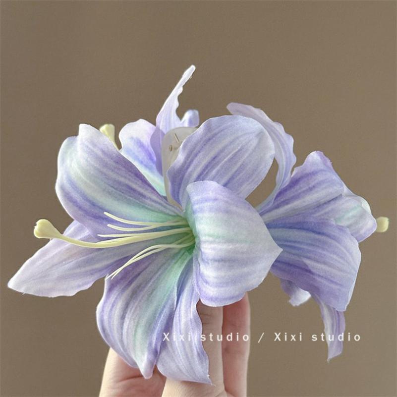 

Сладкая Гавайская Большая Цветок Зажим для Волос для Женщин Элегантные Искусственные Лилии Зажимы для Волос Нескользящий Зажим Свадебные Аксессуары для Волос фиолетовый