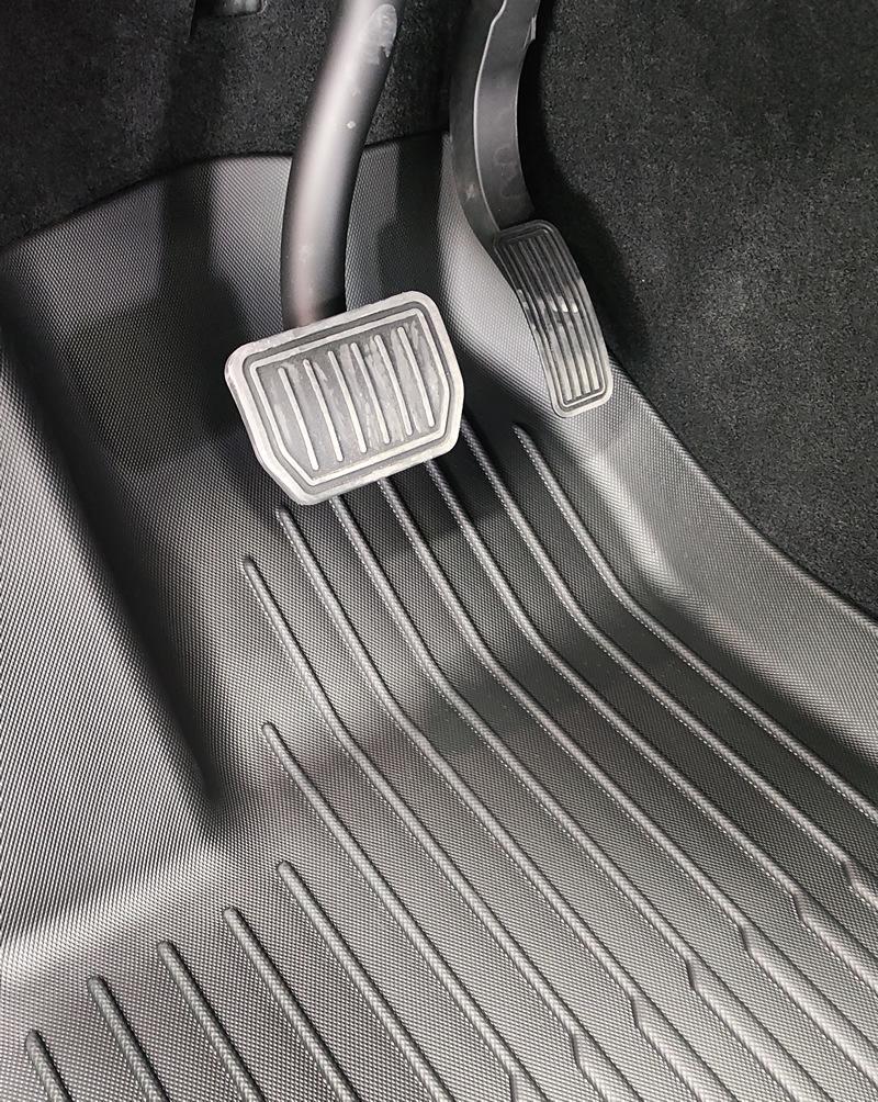 Tesla Model Y Refresh Foot Pads & Trunk Mats with Center Console Storage Box