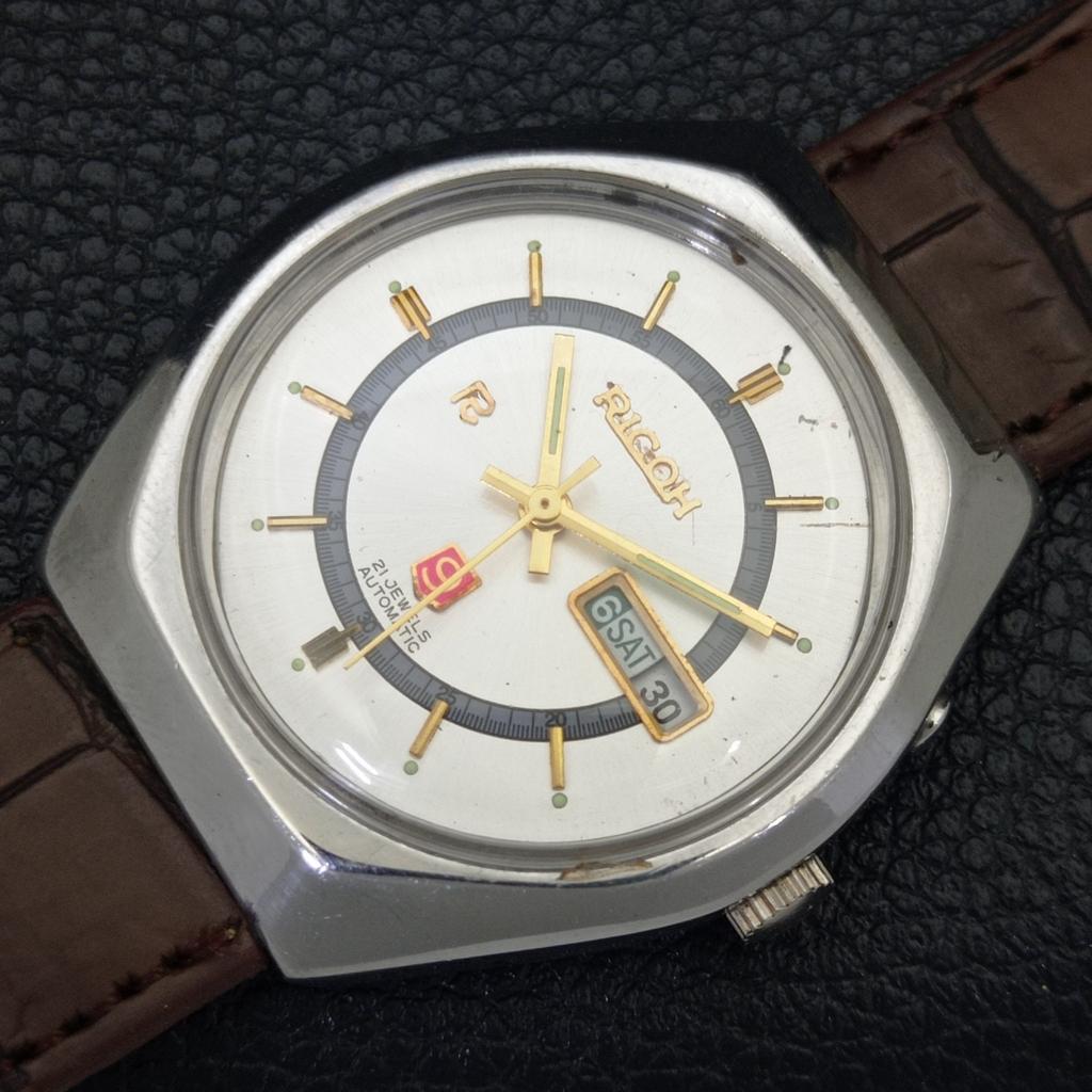 JAPAN VINTAGE RICOH R31 AUTOMATIC MENS SILVER COLOR DIAL WATCH a701949-5 R207-a701949