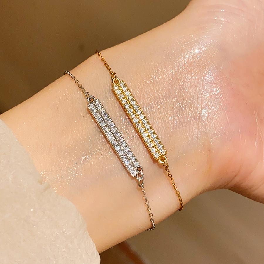 Horizontal Drill Zirconia Rectangular Bracelet - Elegant, Versatile, Luxurious Hand Jewelry for Women