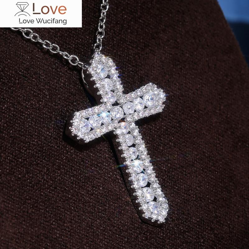 Exquisite Cross Pendant Necklaces for Women/men Brilliant Crystal Neck Jewelry for Hip Hop Party Unisex Chic Accessories