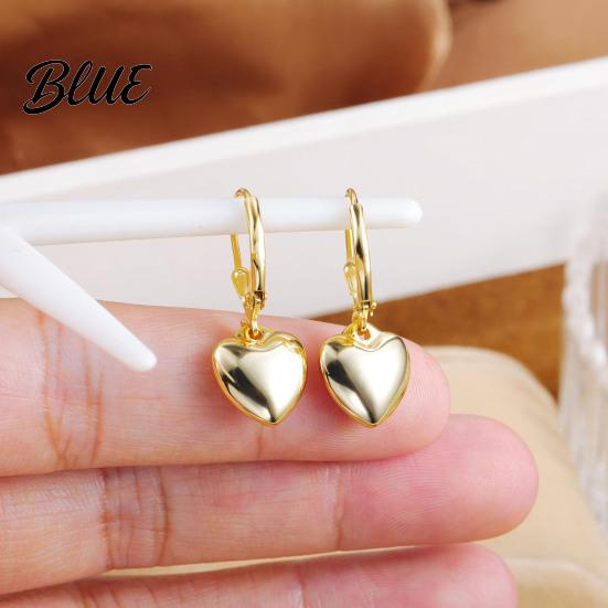 Lightweight Heart Earrings 1 Pair Women Leverback Pendant Polished Surface