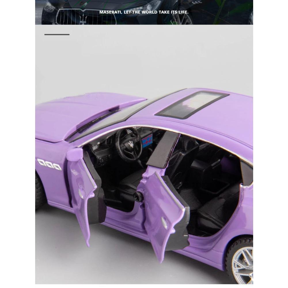 1/32 Maserati Quattroporte Alloy Car Model Diecasts Metal Toy Vehicle Car Model Simulation Sound Light Collection Childrens Gift