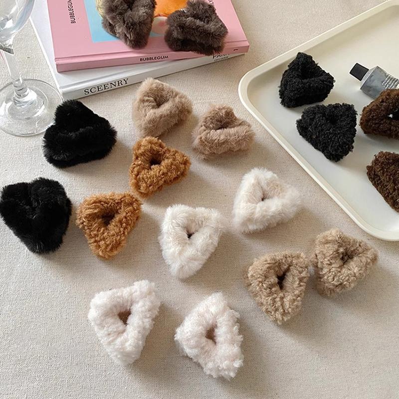 2Pcs Plush Cat Ears Hair Claw Women Side Clip Broken Hair Small Grab Clip Sweet Cute Princess Head Shark Clip Hairpin Headwear