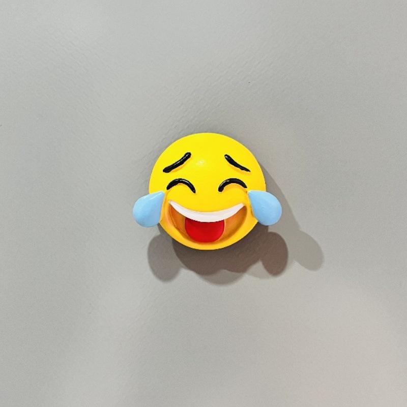 Magnet de Frigider Emojis Inimă 3D - Cadou Drăguț 'Te Iubesc' pentru Cea Mai Bună Prietenă