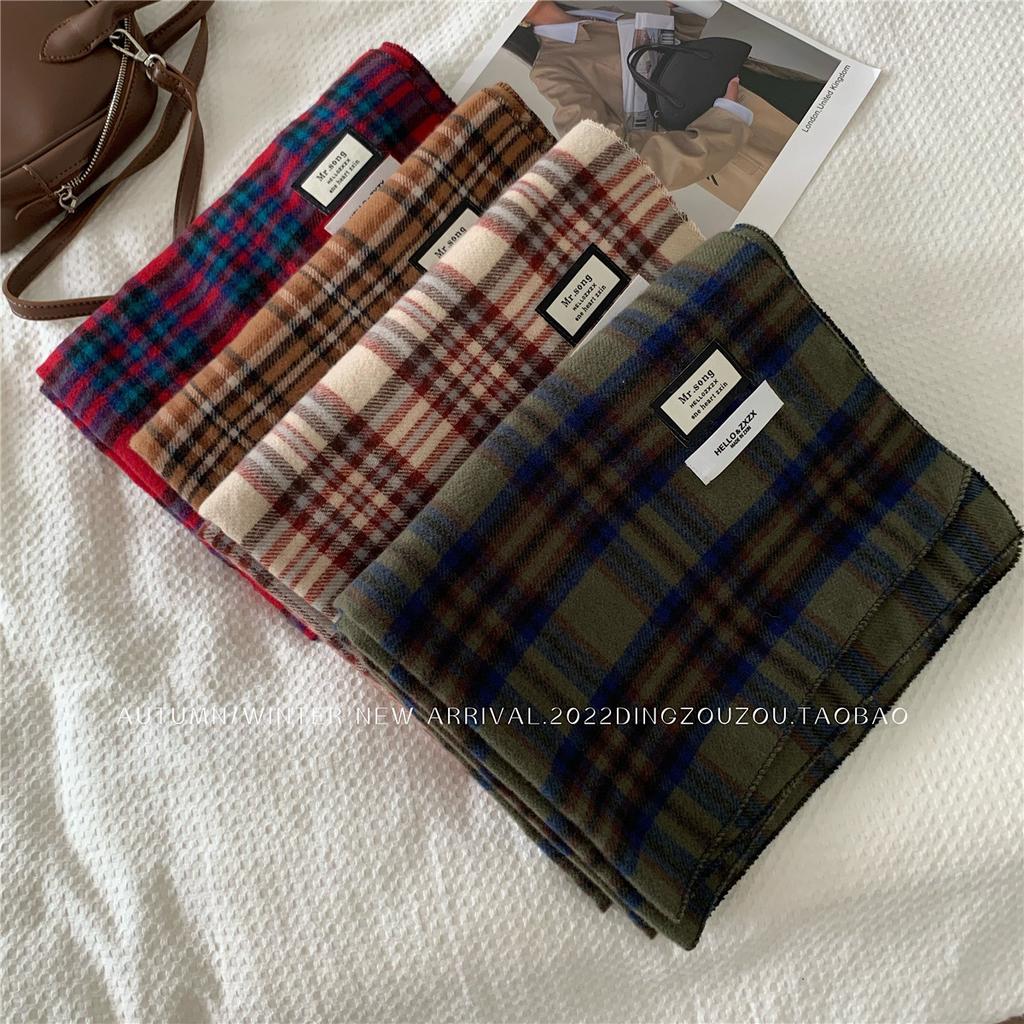 Retro green plaid scarf women's winter Korean version versatile thickened student shawl dual-purpose warm knitted scarf