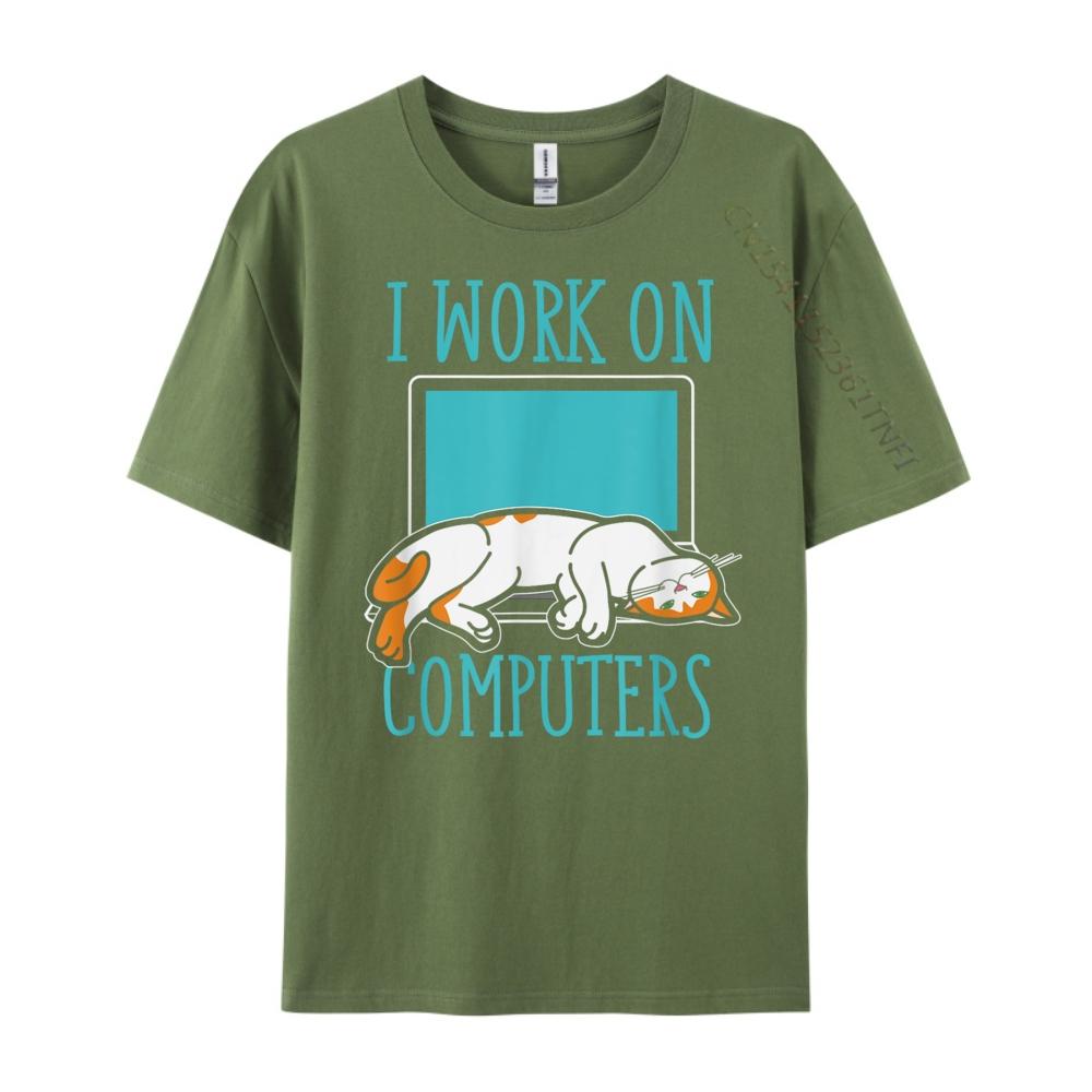 Funny Cats And Computers Laptop Tshirts For Pet Lovers Printed TShirt New Year New Years Eve Camiseta