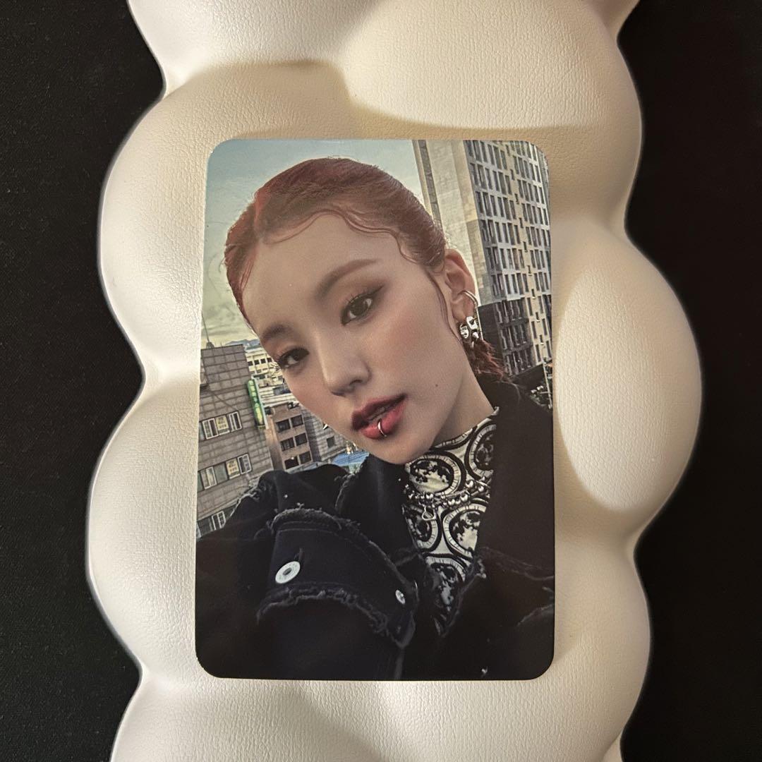 

[USED] ITZY Yeji Soundwave Bonus Trading Card