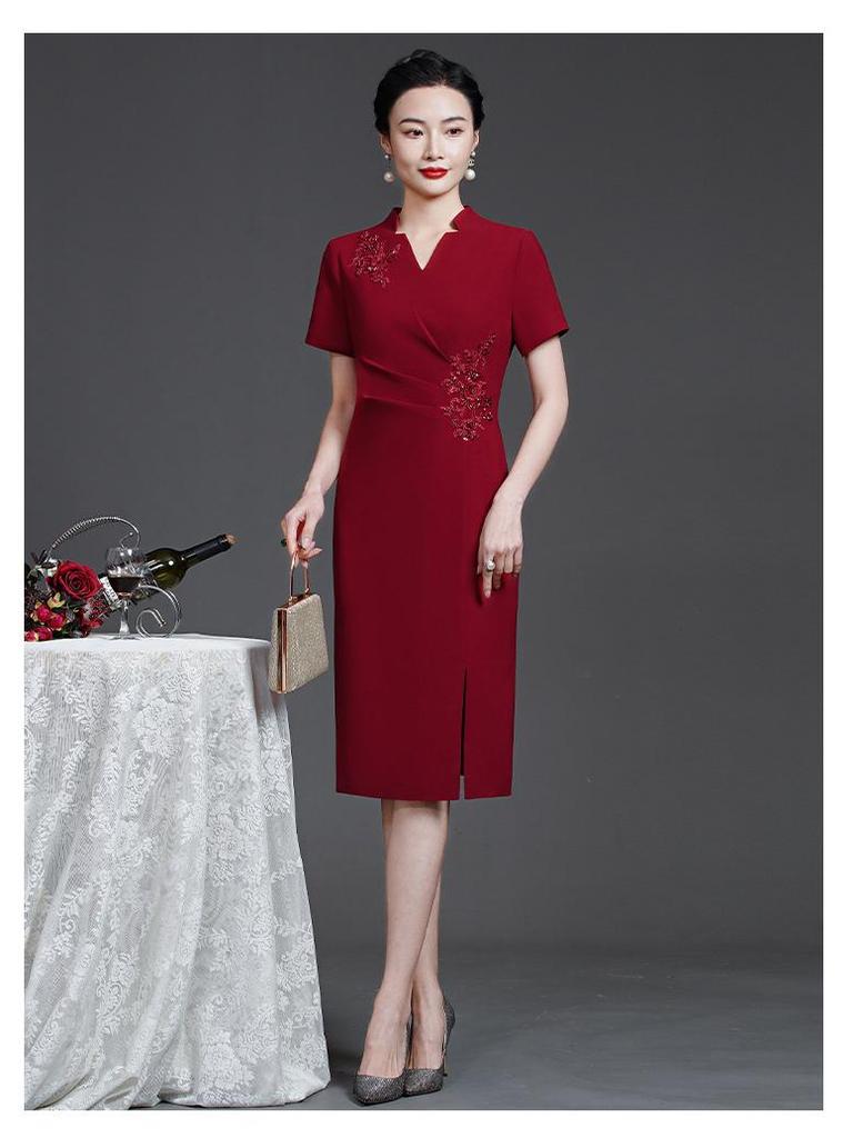 Elegant Wine Red Dress for Middle-Aged and Elderly Women - Mother of the Bride Wedding Banquet Formal Dress
