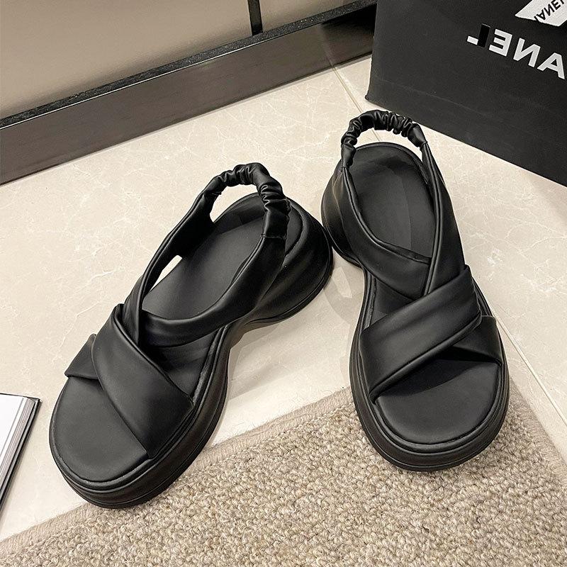 Sandals women's summer new muffin platform small beach shoes high-end French with skirt Roman shoes