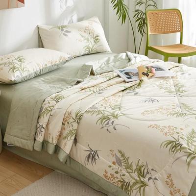 Qixiai Class A Lightweight All-Season Polyester Quilt