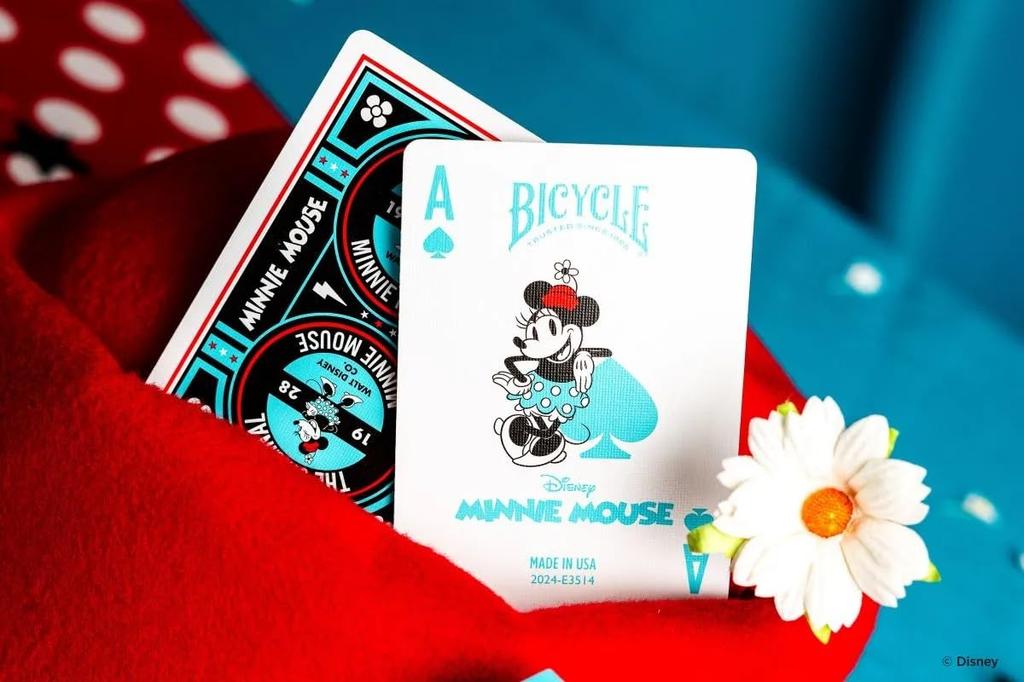Tenyo Disney Bicycle Playing Cards, Classic Minnie Mouse, Poker Size (6.3cm X 8.8cm), Ages 6 and Up