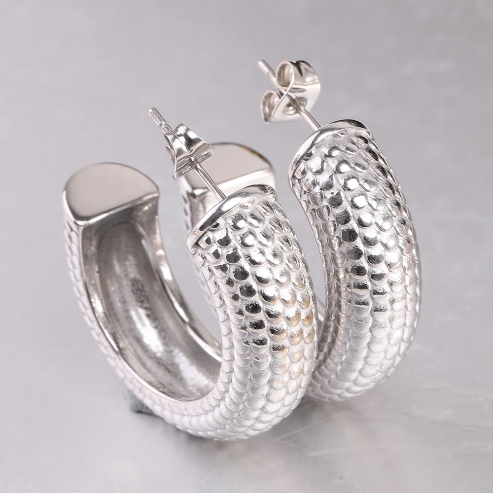 18K Gold Stainless Steel Fish Scale Cylinder Stud Earrings for Women
