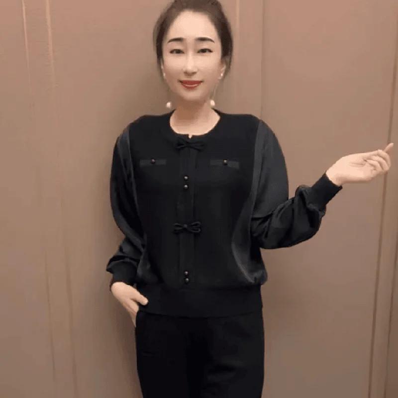 

Long-sleeved Age-reducing Bottoming Long-sleeved Top New Solid Color Simple Style Sweet Temperament Elegant L чорний