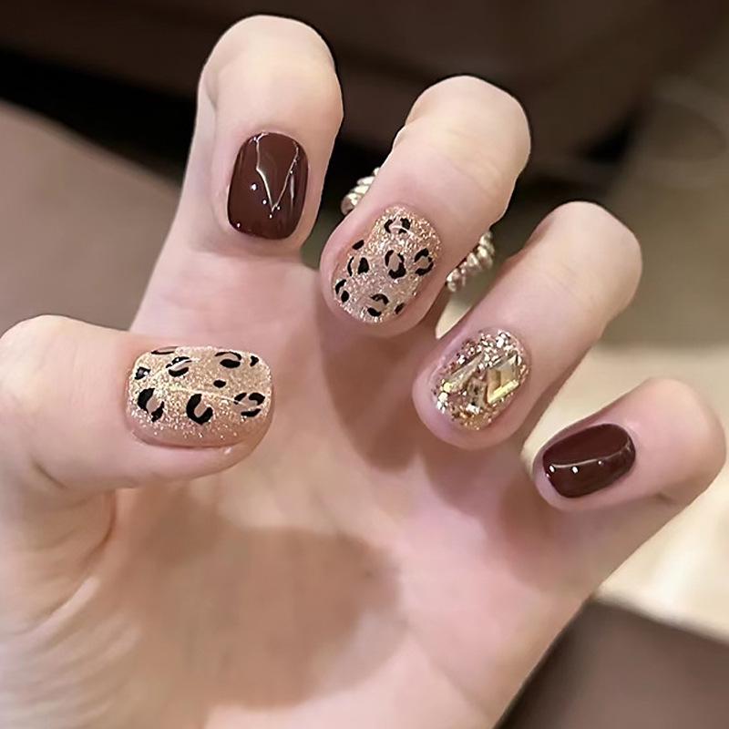 

Champagne Glitter Leopard Print Press-On Nails - Shimmering Short Nail Tips