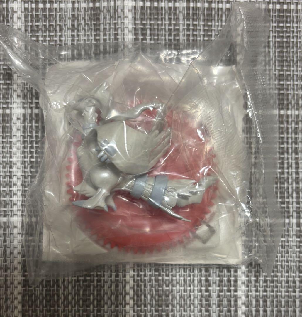 

[USED] Moncolle Reshiram Metallic