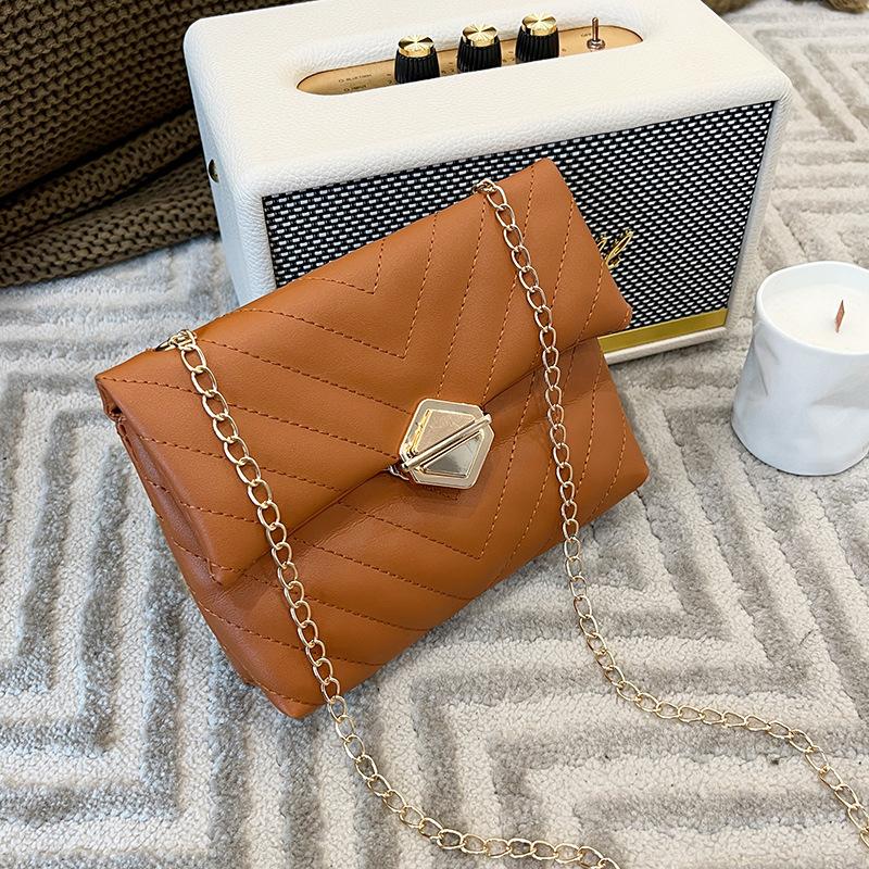Women's Bag Summer New Urban Simple Oblique Span Shoulder Bag Fashion Lock Diamond Chain Mobile Phone Bag