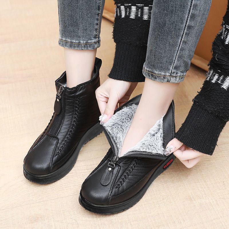 Winter velvet thickened warm boots mother soft soles in the elderly women's shoes
