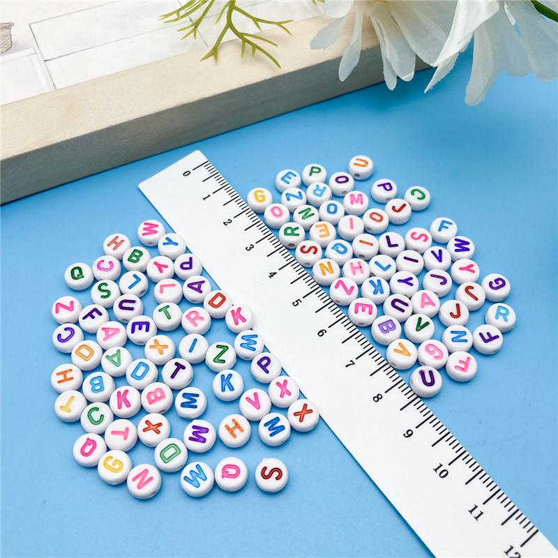 

7мм 100шт Акриловые Плоские Круглые Бусины Черные Белые Разноцветные Бусины с Буквами Алфавита DIY Браслет Ожерелье Ювелирные Изделия Рукоделие Нанизывание Материалы