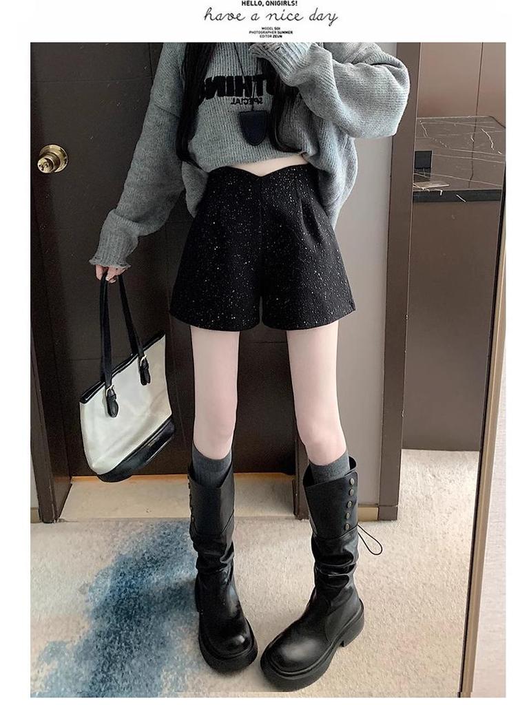 Women's Winter 2024 Black Woolen High-Waisted Wide-Leg Bootcut Shorts