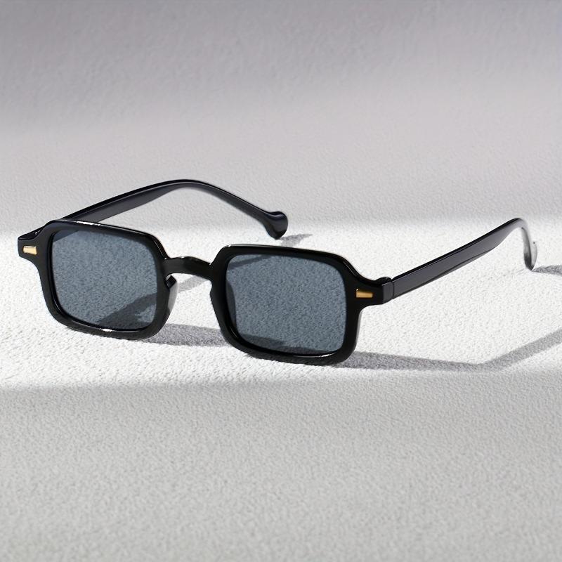 2 Pieces of Men's Plastic Full Frame Retro Elegant Glasses Suitable for Daily Commuting Dressing Vacation and Photography