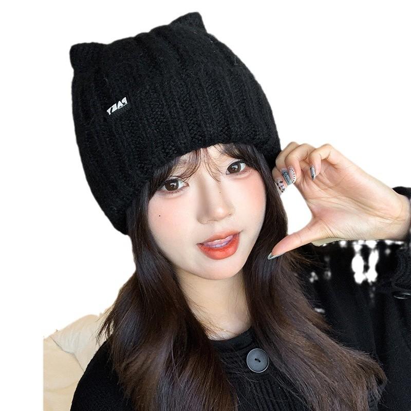 Korean Style Autumn and Winter Knitted Hat for Women Fashionable Letter Mark Cute Cat Ears Woolen Hat Warm and Face Friendly Small Pullover Hat