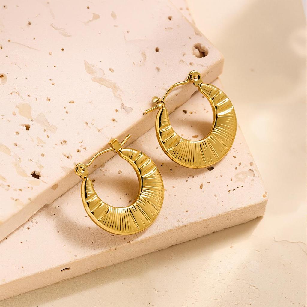 Raffinate Ear Cuff in Acciaio Titanio Oro 18k per Donna