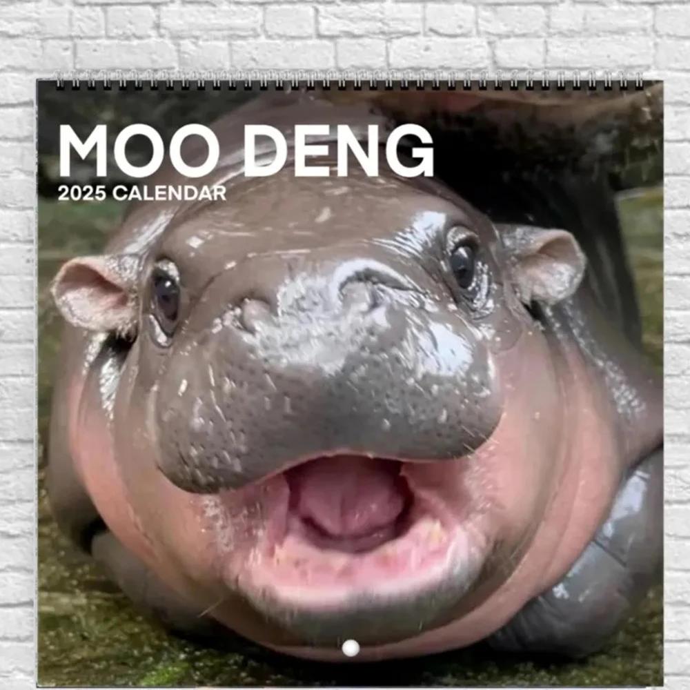 

Moo Deng Calendar for 2025 | Creative Cartoon Hippopotamus Ornament, Cute Desktop Calendar Decoration |50 Page Copperplate Paper білий