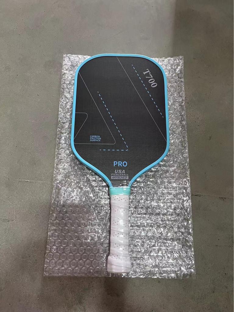 T700 Carbon Fiber Pickleball Paddle with Cloth Texture Frosting, 16mm Thickness, Professional Competition Quality.