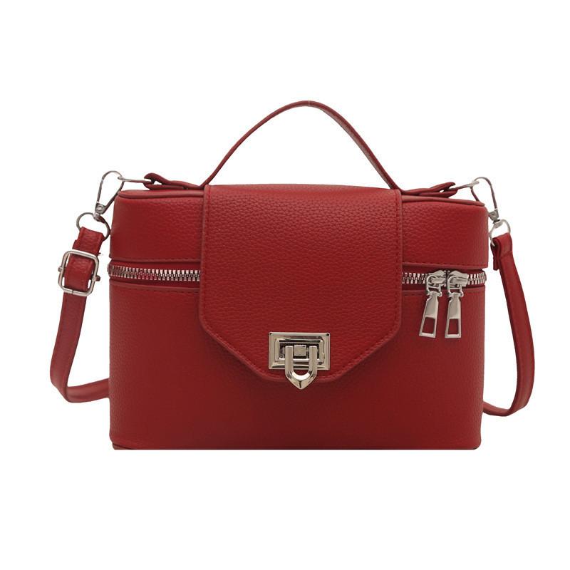 Street Style Pu Small Shoulder Bag With Zipper Closure And Metal Buckle Decor For Daily Use