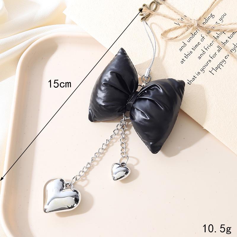 Creative Pearl Bow Pendant Keychain: Exquisite Gift Accessory for Bag or Phone Case