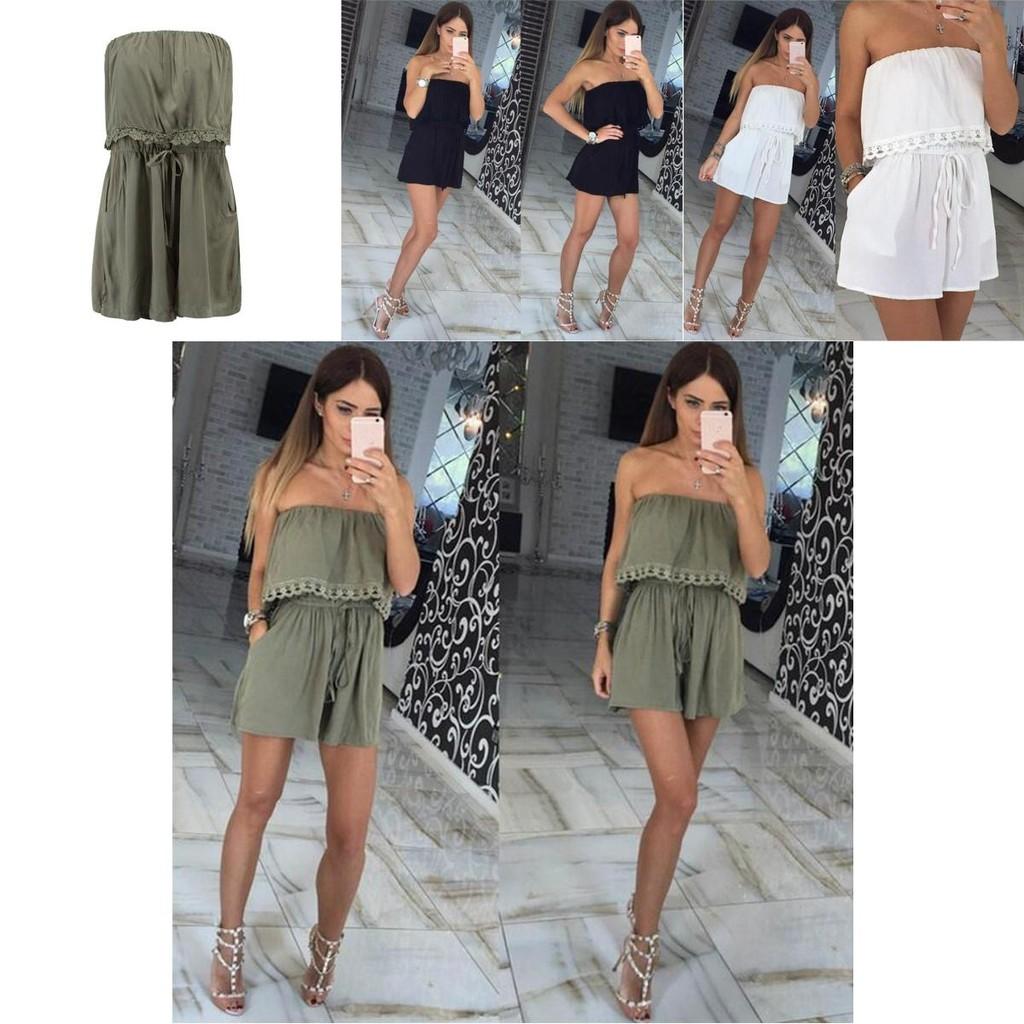 Elegante Mono de Mujer con Pantalones Cortos de Hojas Para un Look Chic de Verano