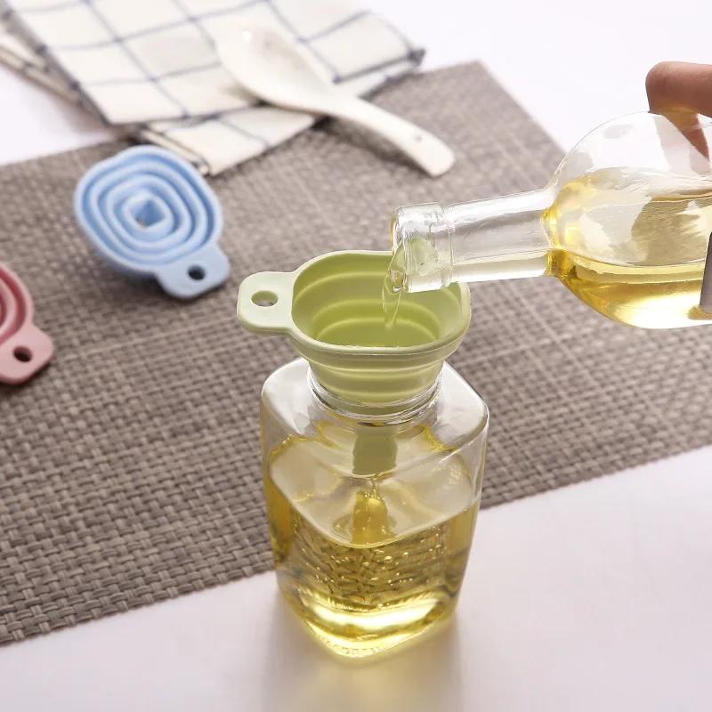 Kitchen Supplies Folding Telescopic Funnel Home Silicone Oil Leak Kitchen Liquid Funnel Practical High Temperature Resistance