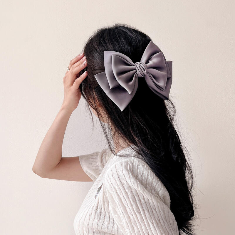 

Silk 3-Tier Knot Hairpin (Gray)