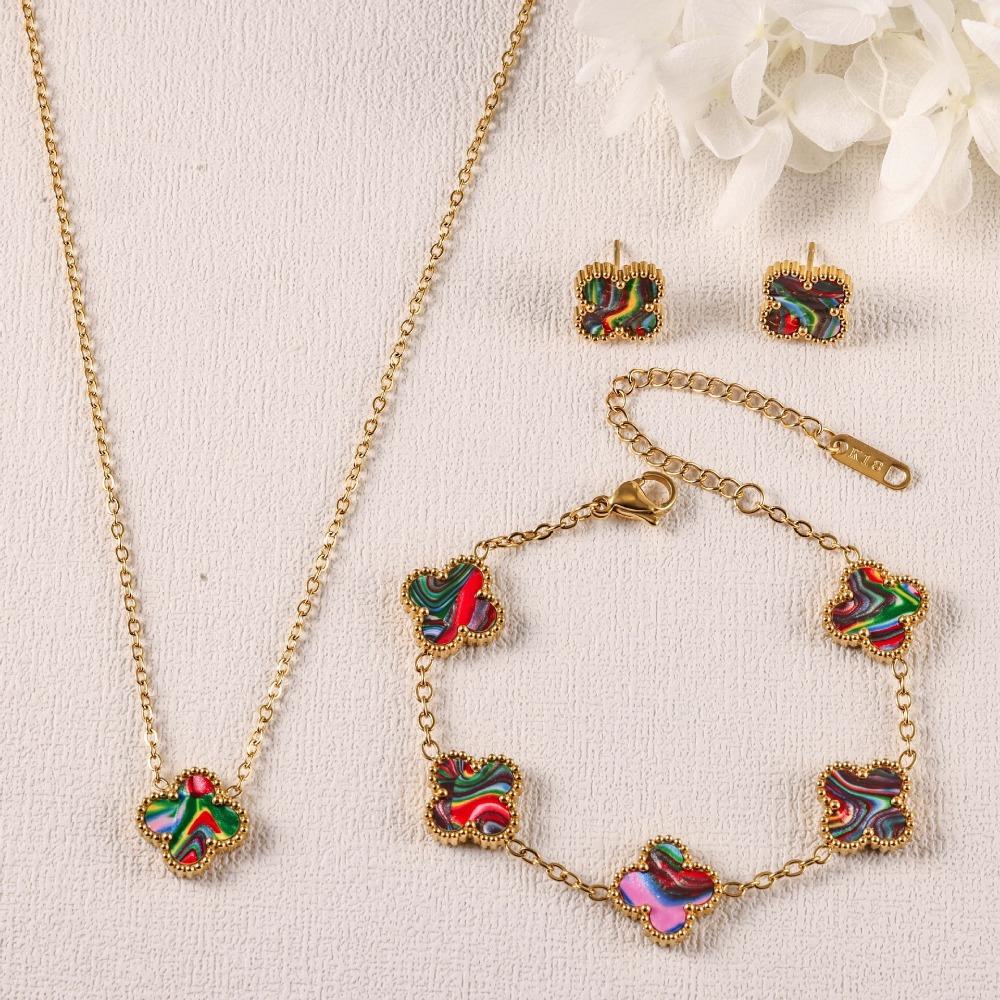 Four-leaf Clover Three-piece Necklace Bracelet and Earring Set - A Luxurious and Colorful Fashion Accessory Set