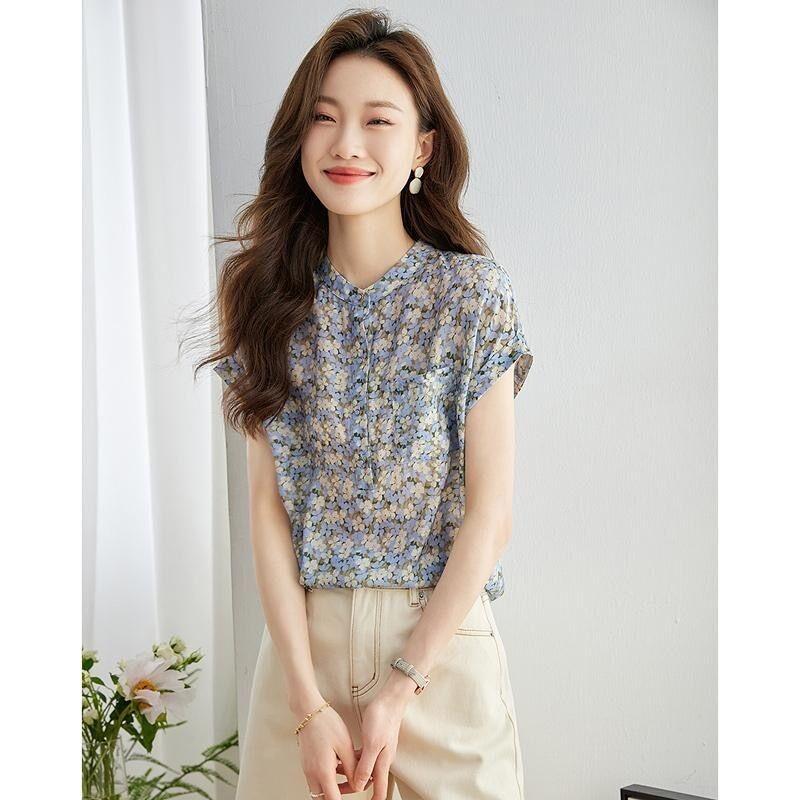 Summer New Floral Chiffon Shirt Women's Short-sleeved Tops Fashionable and Beautiful Small Shirts Stand-up Collar Shirts for Women