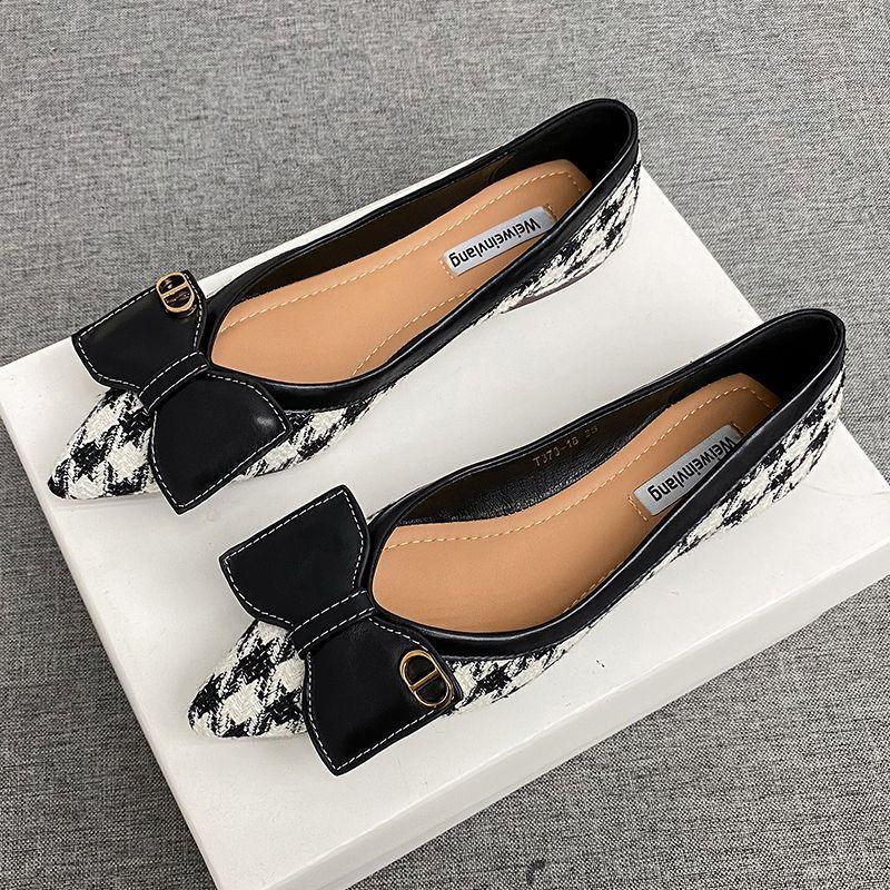 Retro spitze Damen-Einzelschuhe weiche Sohle Frühling neu flacher Ausschnitt mit Rock Französische kleine duftende Damenschuhe