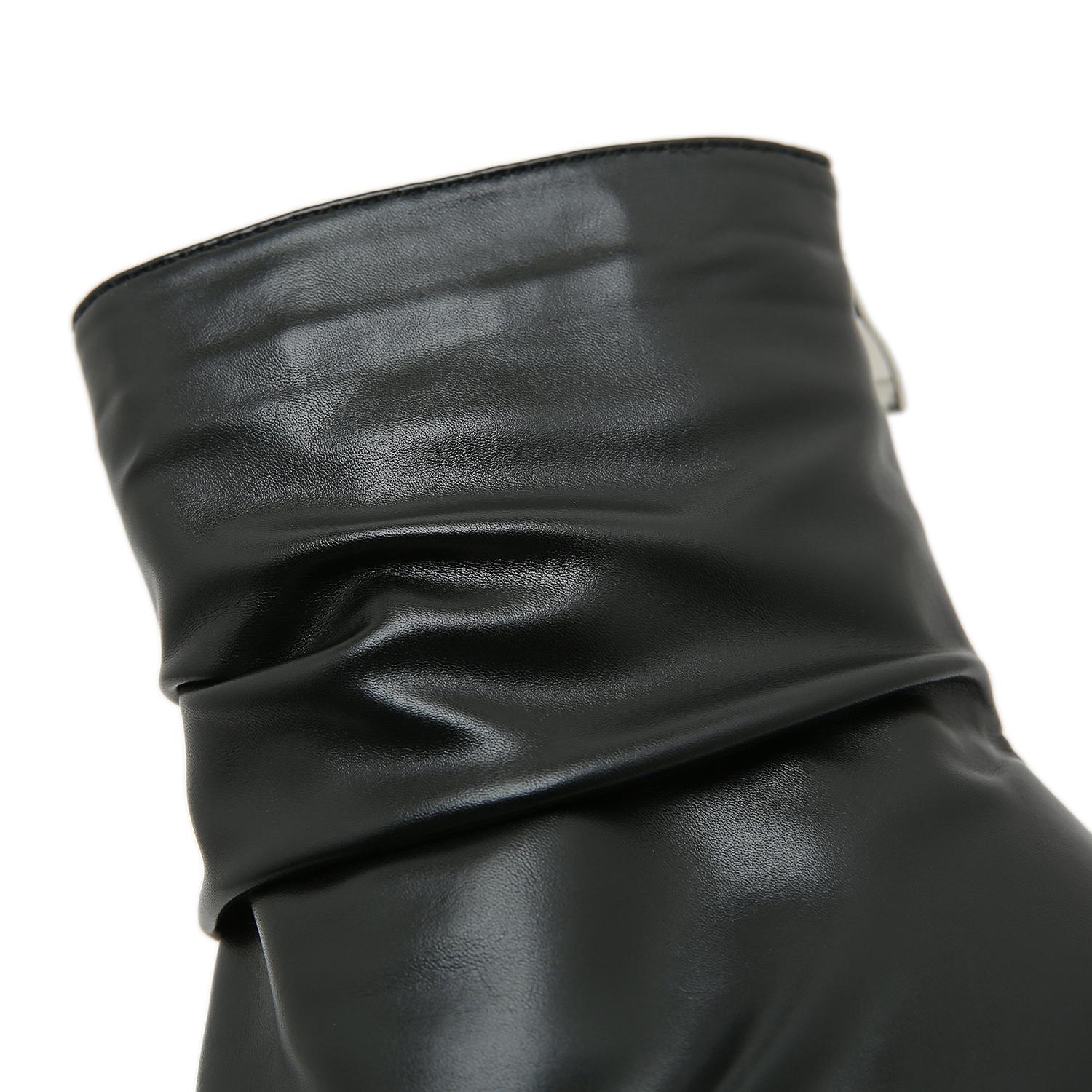 Осенне-зимние ботинки на платформе — фото 9