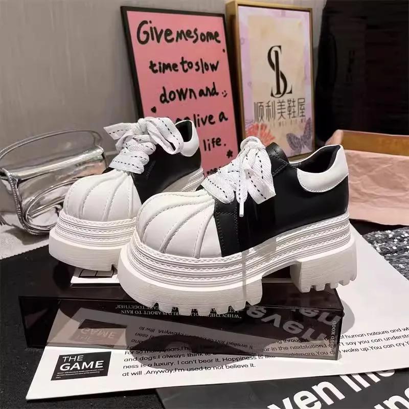 

Женские туфли на толстой подошве 10 см, одинарные, на шнуровке, с ракушечным носком, на массивной платформе, маленькие кожаные туфли, личность, новинка 35 покинуть белый