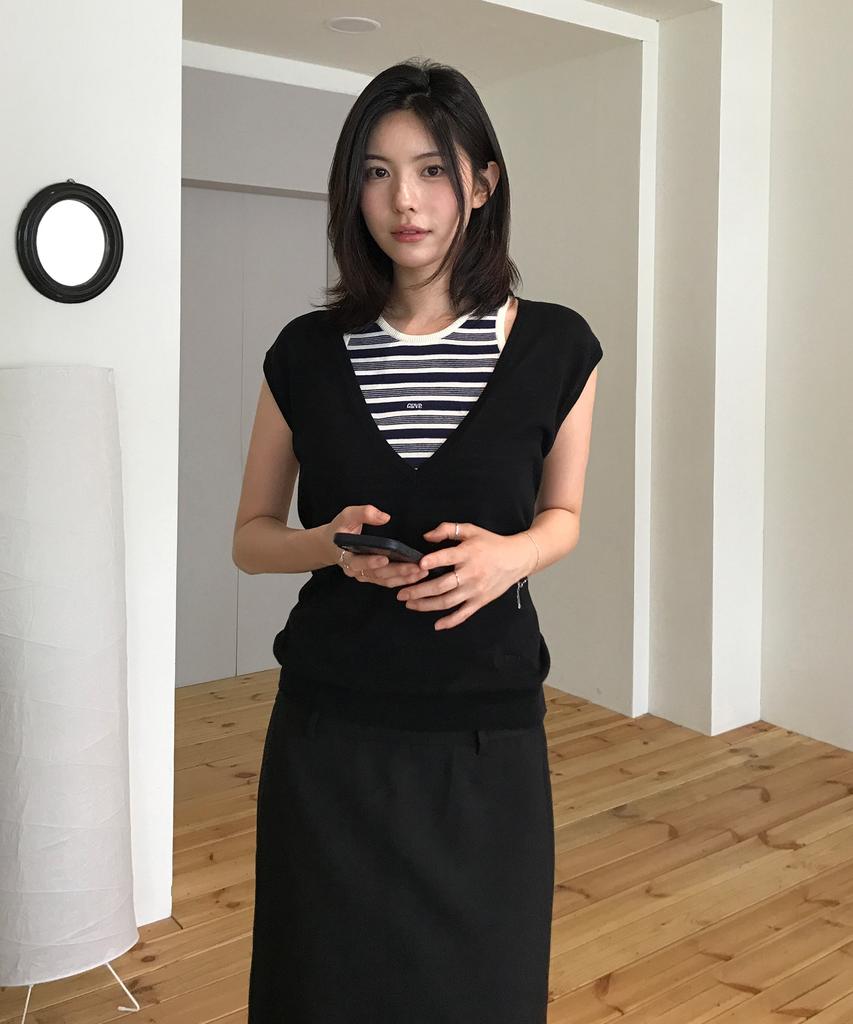 GROVE Clover V-Neck Knit Vest (4Color)