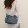 Large Capacity Soft Leather Cross-border Women's Shoulder Tote Bag for Middle-aged Women, with Washed Leather Finish.