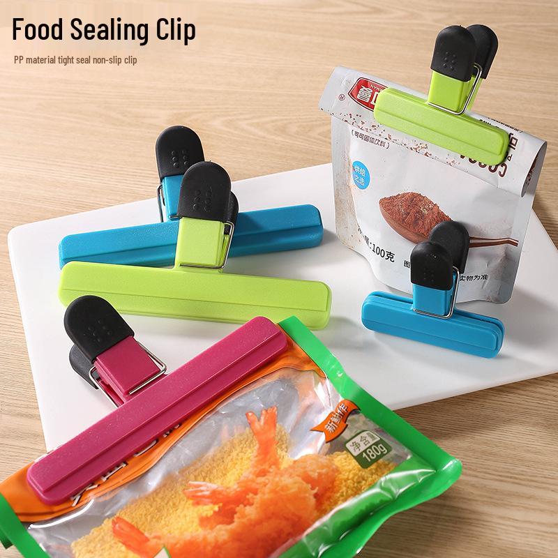 Strong Plastic Sealing Clips for Kitchen and Snack Bags - Keeps Food Fresh and Moisture-Proof