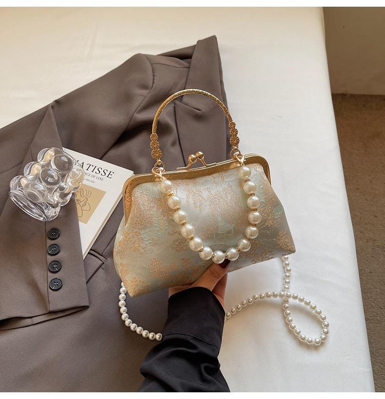 

Вечерняя вышивка жемчугом, портативная сумка-ракушка, женская, лето 2025, новый нишевый дизайн, сумка-клип, кроссбоди синий