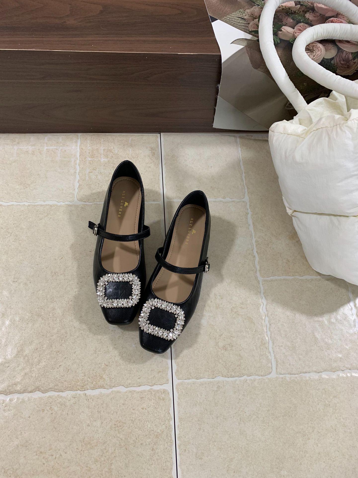 Women s Flat Rhinestone Pumps - Fashionable Footwear 35