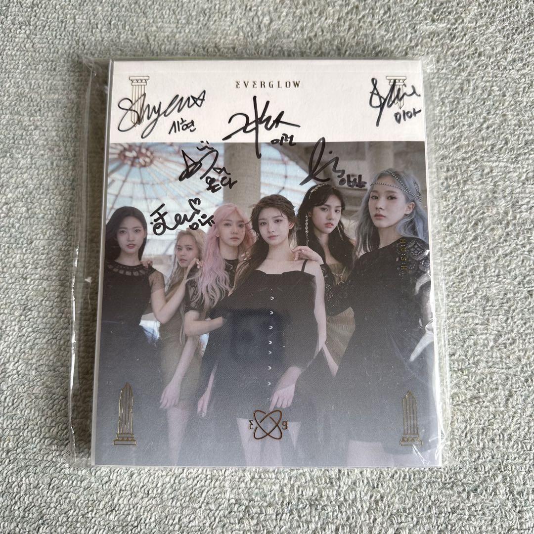 

[БУВШИЙ У ВЖИВАННІ] Остаточне Зниження Ціни EVERGLOW Автограф-диск