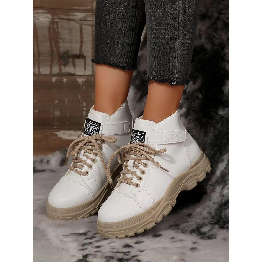Plus Size Women's Martin Boots 2025 Fall/Winter New Arrival British Style Lace-Up Ankle Boots Fashionable Chunky Sole Short Boots