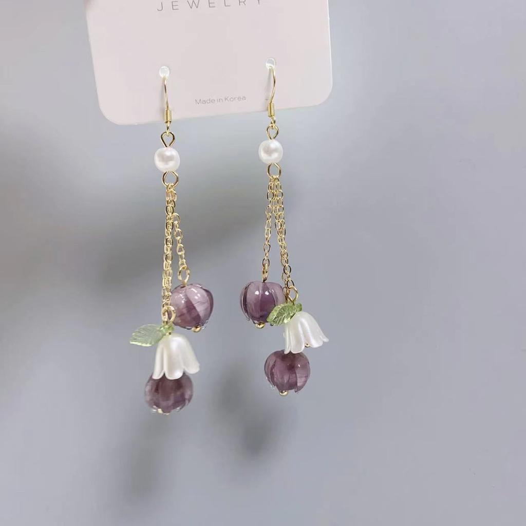 New Sweet Temperament Small Fresh Bamboo White Lily Of The Valley Flower Earrings Elegant And Gentle Asymmetric Earrings